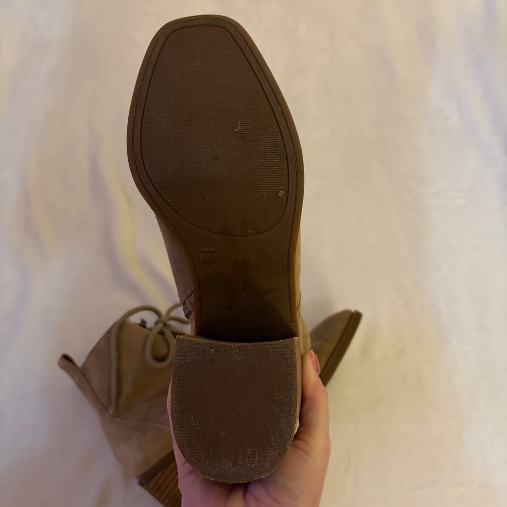 Lucky Brand Lace-Up Tan Suede Leather Ankle Booties - Picture 4 of 6